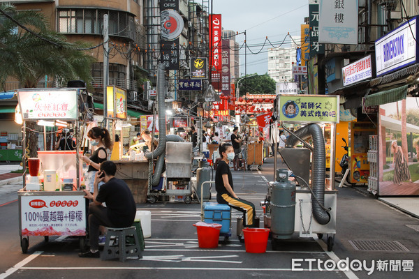 ▲▼微解封第二天,疫情,饒河夜市。（圖／記者周宸亘攝）