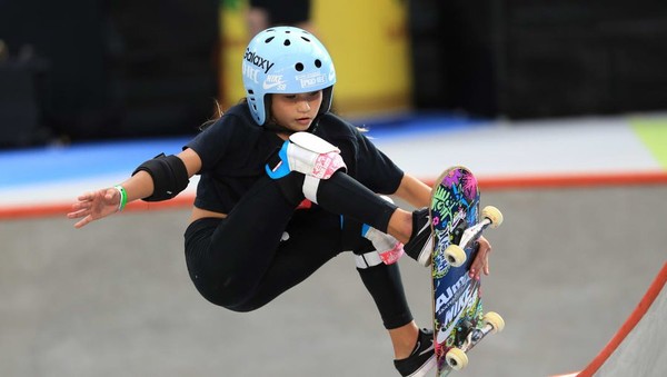 ▲英日混血12歲滑板小將布朗（Sky Brown）。（圖／翻攝自推特）