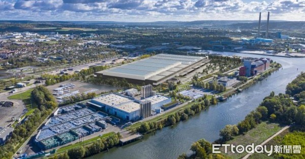 ▲ IKEA於巴黎港的Limay碼頭投資的7.2萬平方米物流中心，預計2026年正式啟用。（圖／利哈佛港提供）