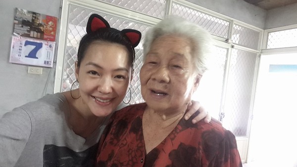 ▲▼小S阿嬤在醫院中離世，家人陷入悲痛。（圖／翻攝自臉書／小S）