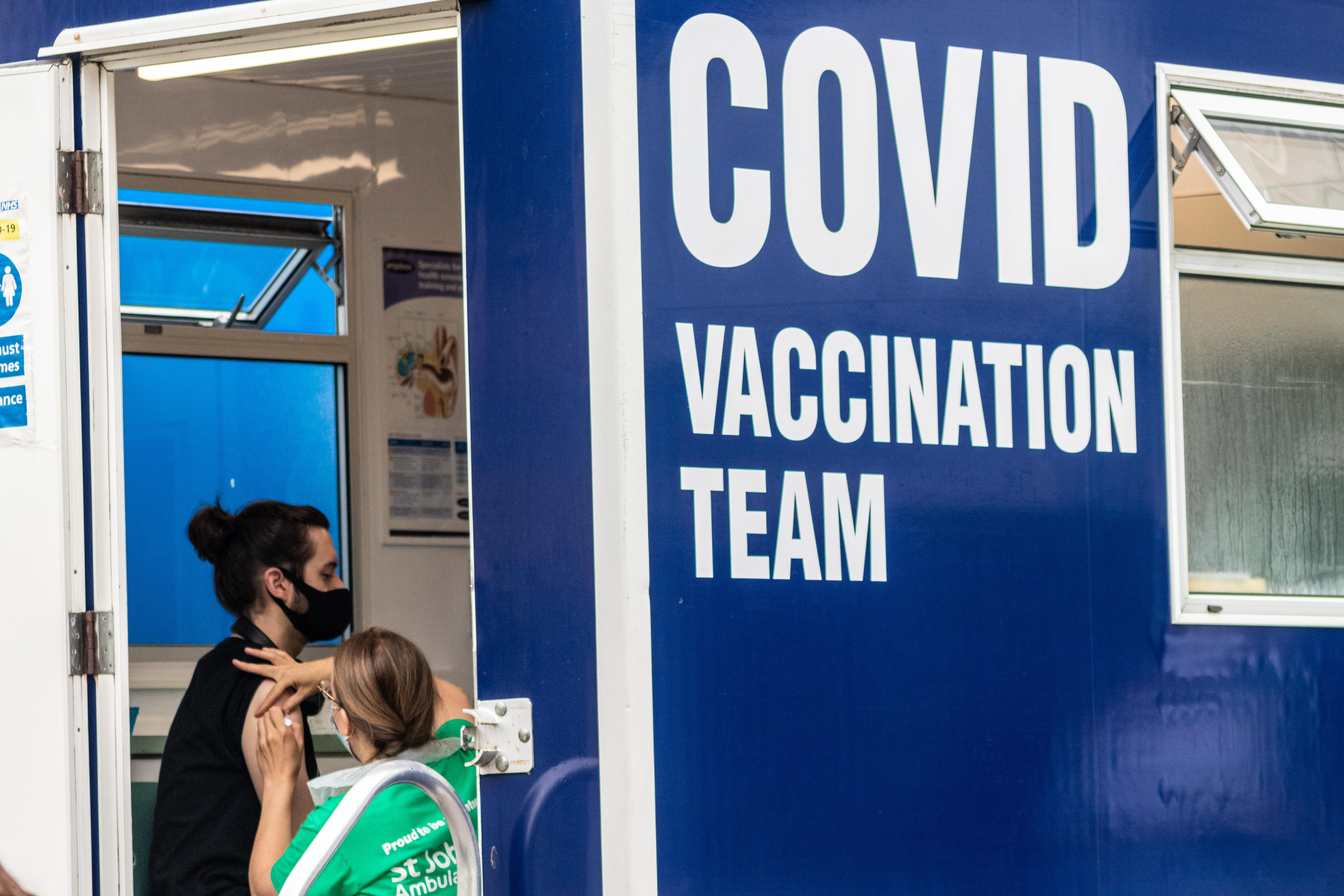 COVID-19,疫情,疫苗,接種,指揮中心,美國,英國