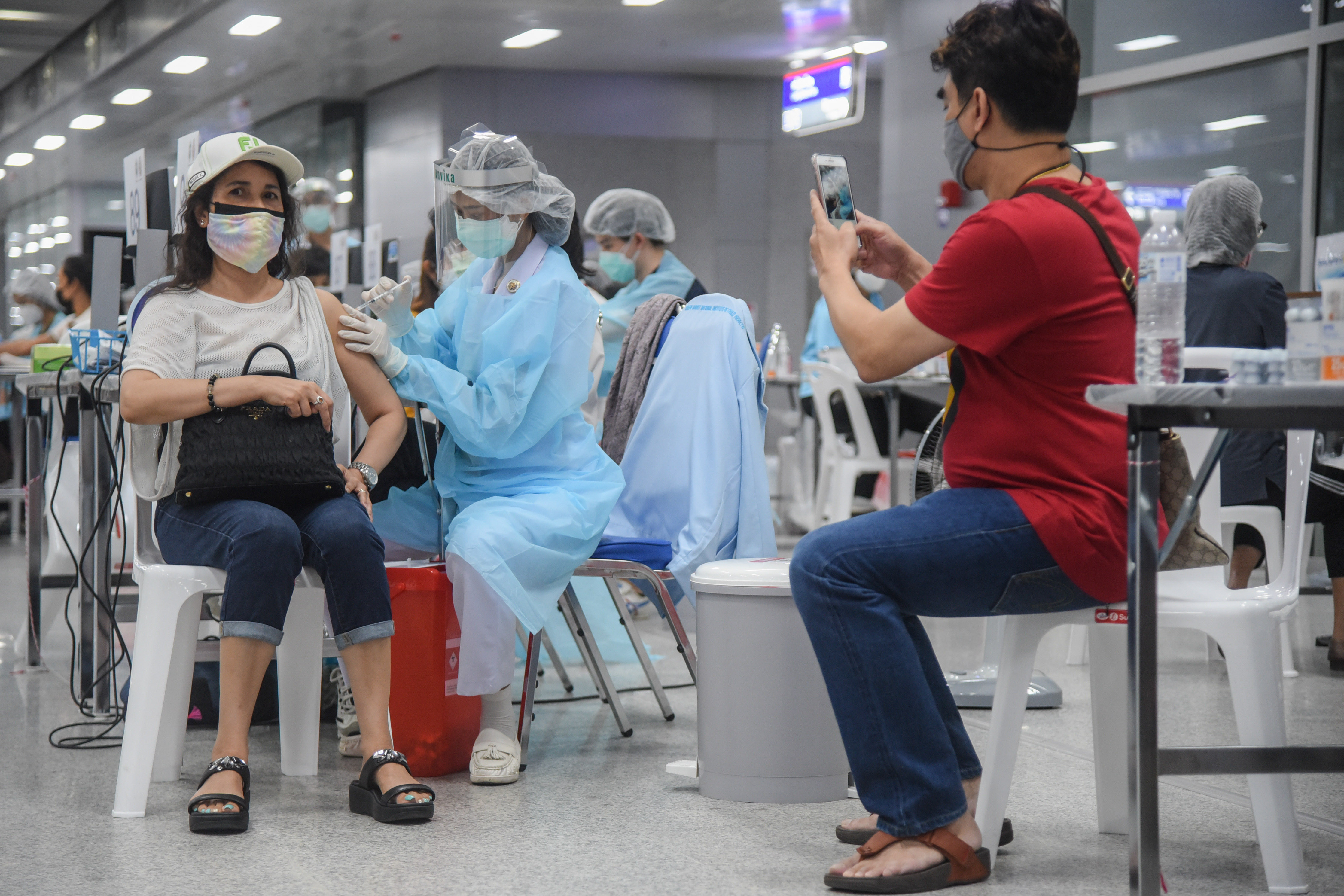 ▲▼ 泰國大規模疫苗接種中心。（圖／達志影像）
