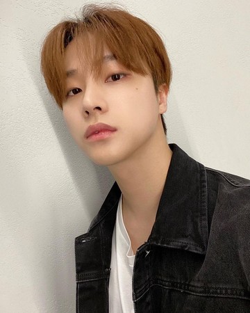 ▲▼南韓偶像疫情拉警報！NOIR金旻赫確診，波及iKON、VICTON、GFRIEND。（圖／翻攝自iKON金振煥、Wonder Girls宥斌、白娥娟、孫東杓、GFRIEND睿隣、元虎、VICTON IG）