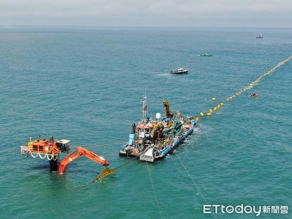 ▲海能風電今(6)日宣佈成功完成輸出海纜安裝工程。（圖／海能風電提供）