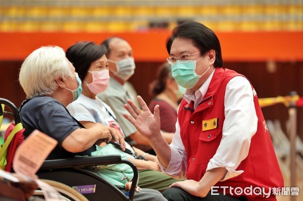 ▲基隆長者疫苗施打率遠高全國平均 林右昌曝關鍵：完善流程規劃。（圖／記者郭世賢翻攝）