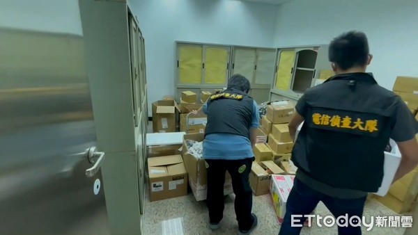▲刑事局電偵大隊在高雄查獲台灣最大電子菸油盤商。（圖／記者張君豪翻攝）