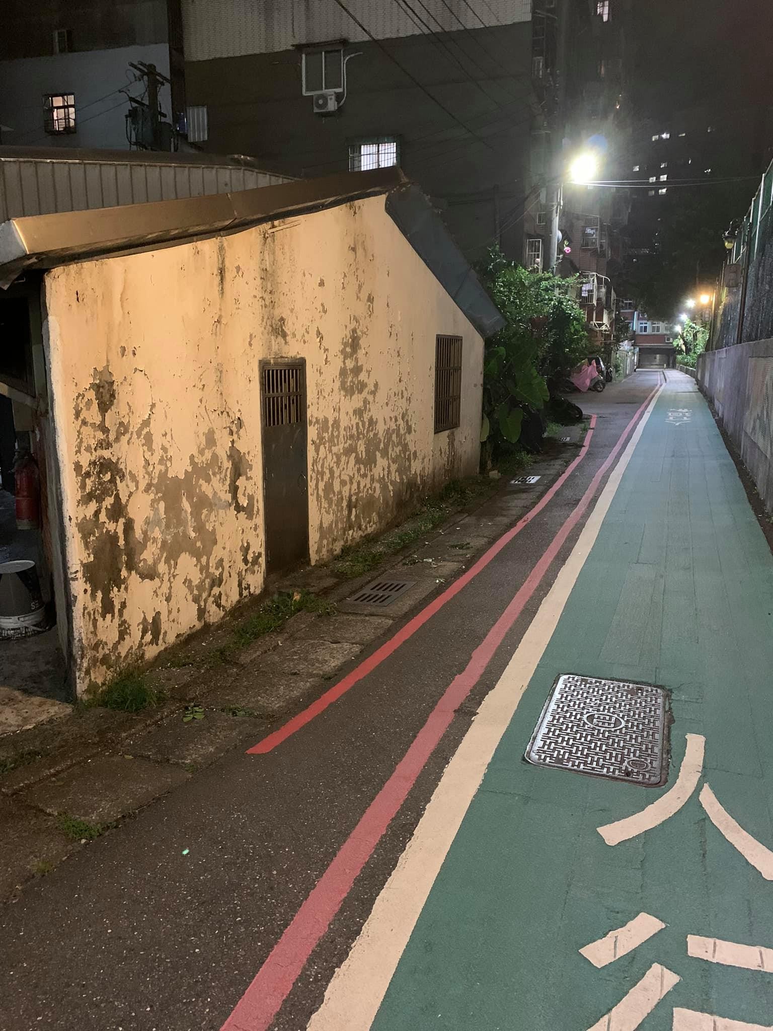 ▲▼             。（圖／翻攝自路上觀察學院）