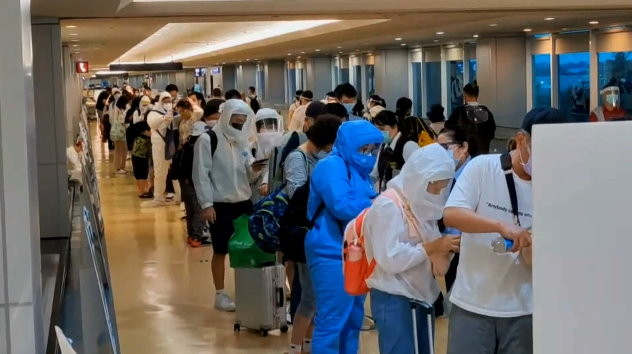 關島疫苗首發團回來了　旅客：等不到第二劑就再去關島打。（圖／東森新聞）