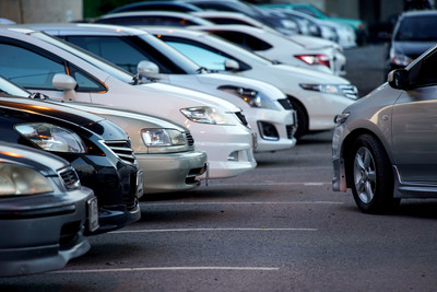 跟車躲繳停車費5次　駕駛省了290元卻賠上4萬