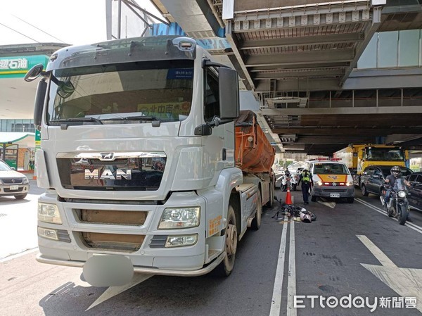 ▲▼桃園車禍。（圖／記者楊熾興翻攝）