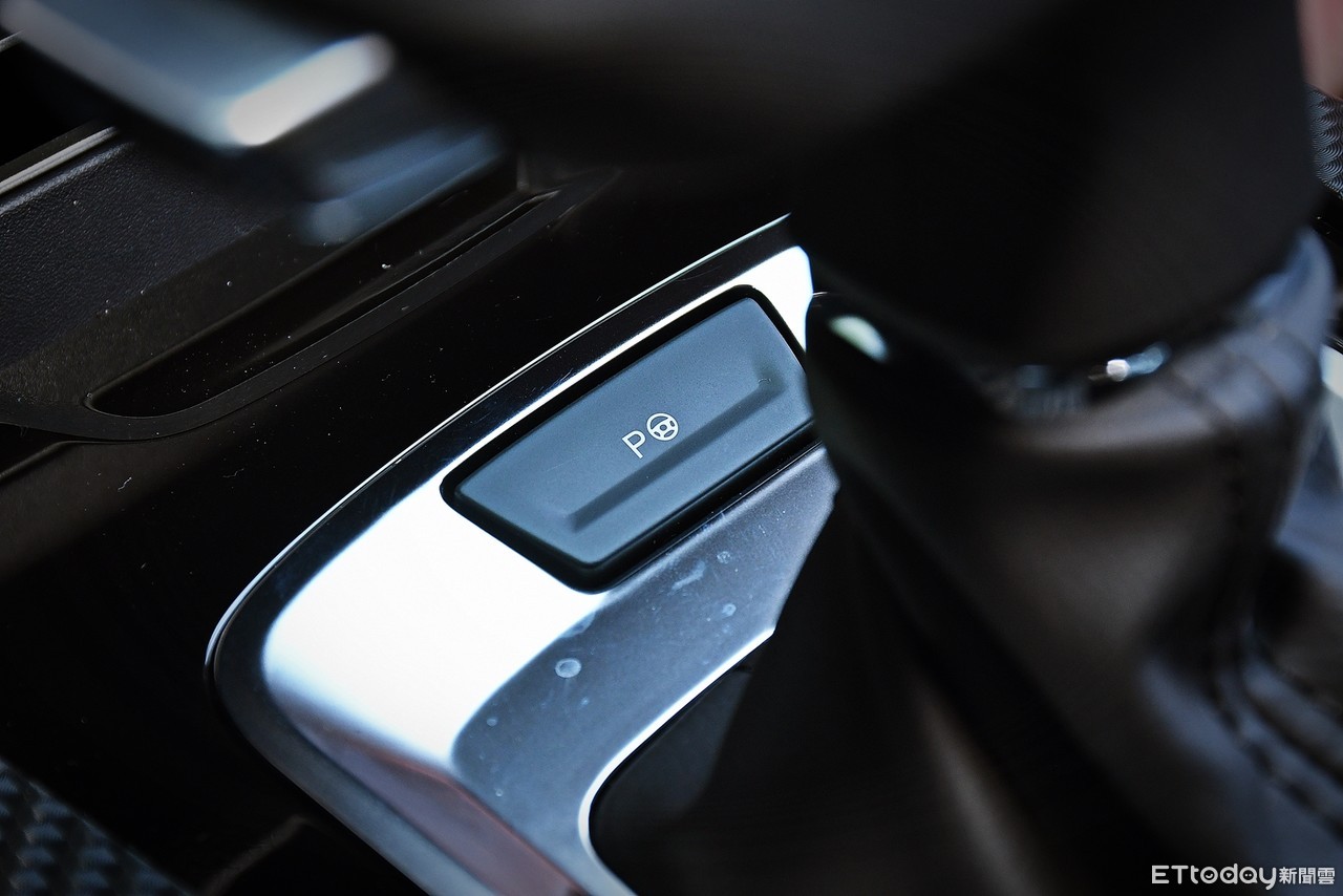 納智捷U6 GT藍調倍適版72.8萬元起開賣　搶攻預算型買家的戰略之作（圖／記者游鎧丞攝）