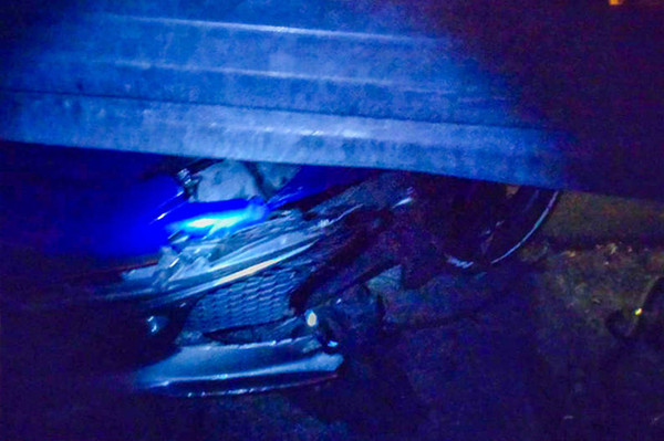 ▲▼麥拉倫北宜自撞。（圖／記者葉國吏翻攝）