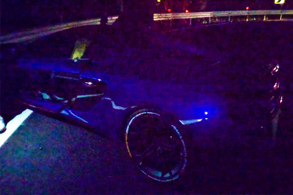 ▲▼麥拉倫北宜自撞。（圖／記者葉國吏翻攝）