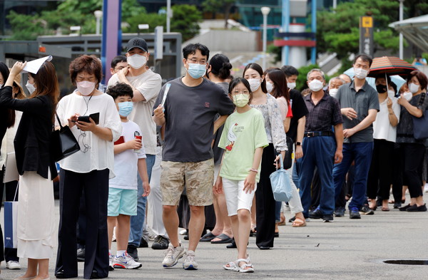 ▲▼南韓疫情、首爾疫苗接種站。（圖／路透）