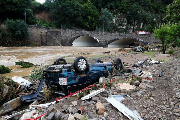 ▲▼西歐暴雨至少造成21人死亡，並造成萊茵河支流阿爾河決堤。（圖／路透）