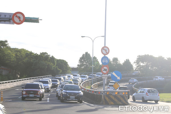 ▲▼0716舊宗路高速公路閘道口交通流量。（圖／記者黃克翔攝）