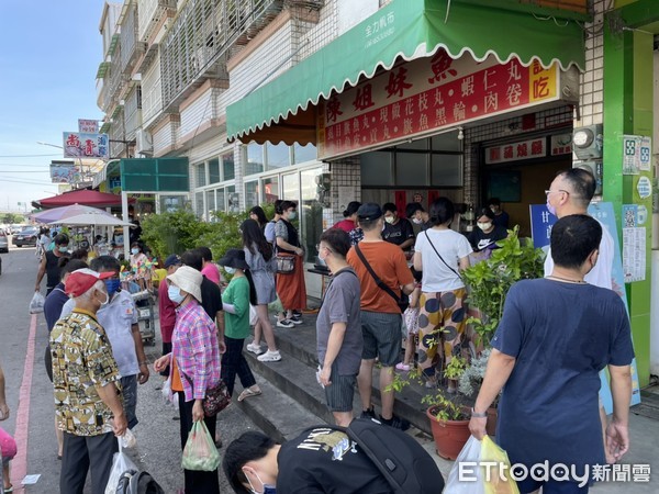 ▲布袋觀光魚市微解封防疫情形。（圖／嘉義縣政府提供）