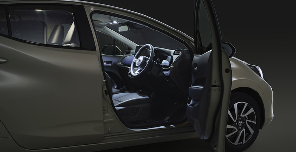 TOYOTA全新Prius C「35.8km/L」超省油！將成Honda FIT最強對手（圖／翻攝自TOYOTA）