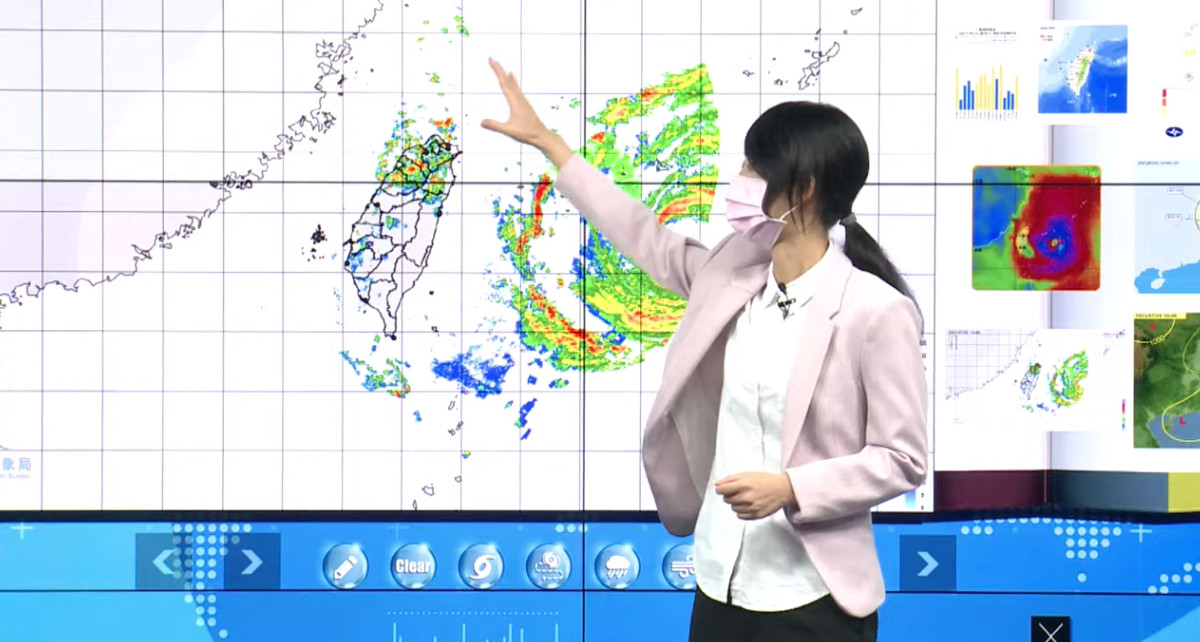 ▲▼颱風持續靠近台灣。（圖／氣象局）