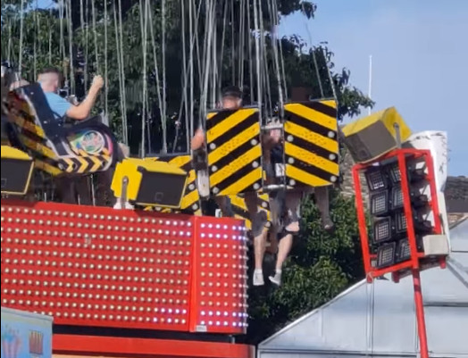 ▲▼ 英國北愛爾蘭一間遊樂場24日發生事故 。（圖／翻攝自臉書）