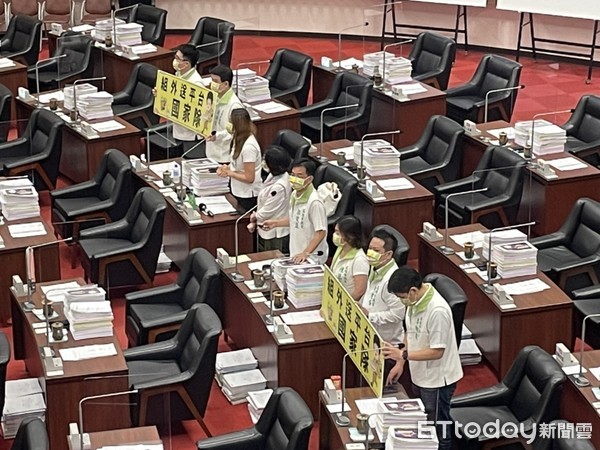 ▲高雄市議會   。（圖／記者洪靖宜攝）