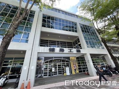 健身工廠女廁驚見可疑小孔！　業者迅速清查真相曝光