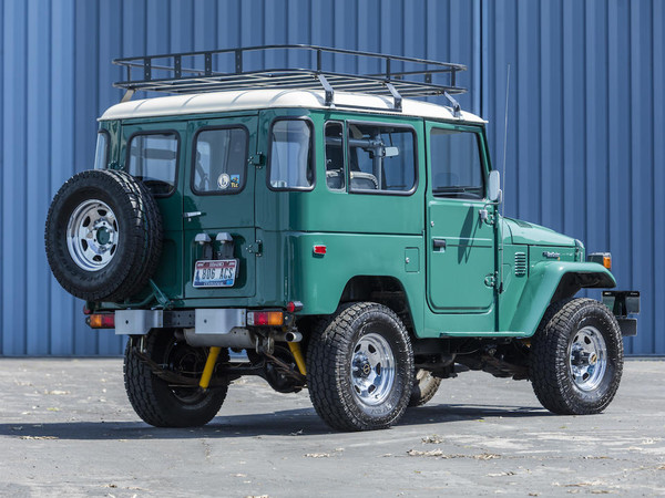 ▲1980 TOYOTA FJ40硬頂短軸雙門 LAND CRUISER。（圖／翻攝Bonhams）