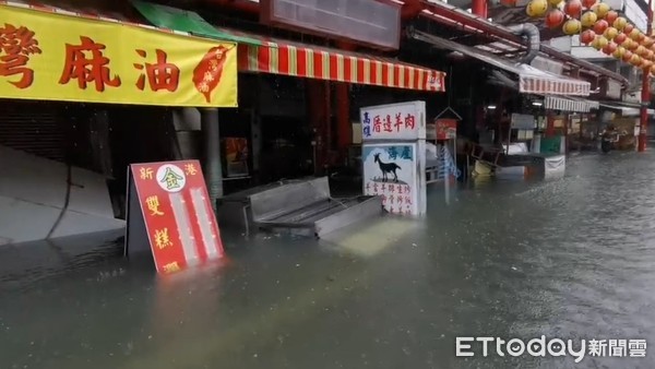 ▲▼嘉義縣新港鄉淹水。（圖／記者翁伊森翻攝）