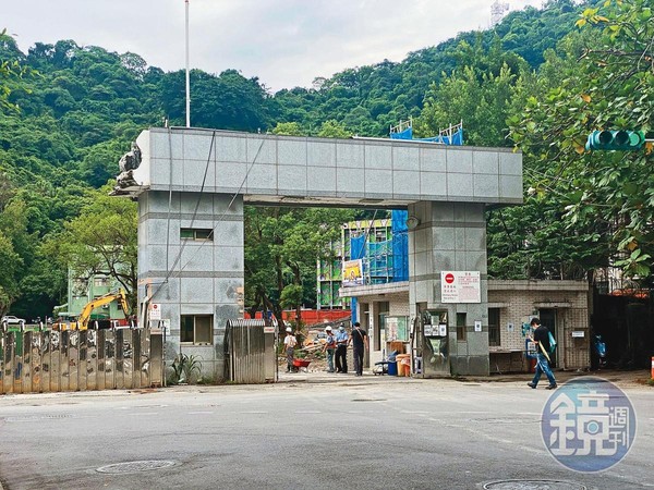 空軍作戰指揮部位在福興營區，堪稱空軍戰術及防空作戰最高指揮管制機構，負責管制空軍各部隊作戰。