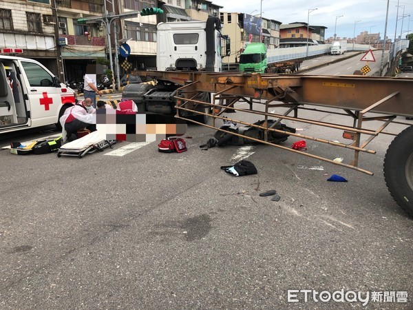 ▲▼桃園楊梅車禍。（圖／記者沈繼昌翻攝）