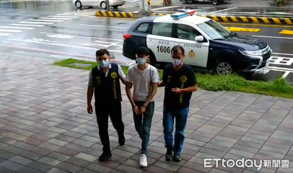 ▲台南市警六分局破獲藍姓男子涉嫌竊取被害人皮夾，並盜刷買首飾、LV皮夾等價值約7萬元財物。（圖／記者林悅翻攝，下同）▲▼             。（圖／記者林東良攝）