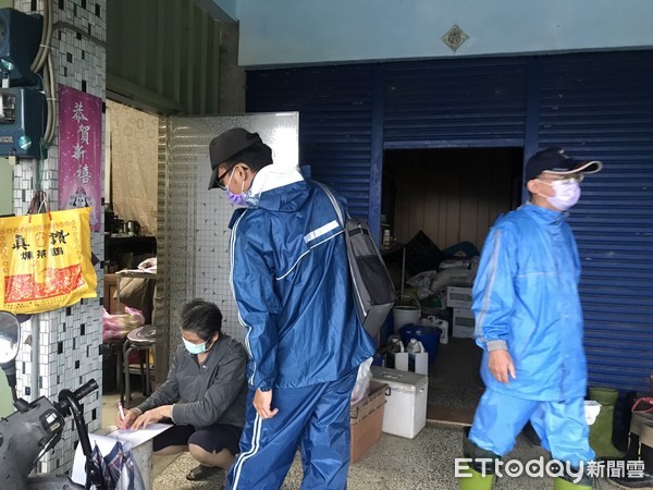 ▲台南市此波降雨熱區主為山區，強降雨期間適逢大潮，白河、東山、楠西、南化區土石流警訊發布中，共5條紅色警戒、21條黃色警戒，玉井、白河等分局協助預防性安全撤離百戶住民以確保安全。（圖／記者林悅翻攝，下同）