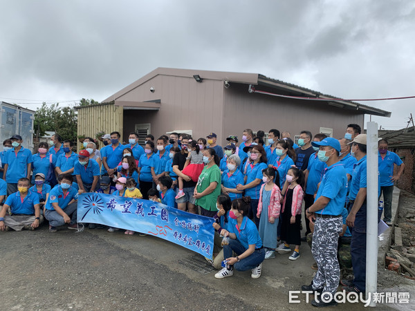 ▲台灣希望義工團為鄭小妹一家在20多坪的豬舍原地建蓋房屋，幫小妹妹圓夢。（圖／記者蔡佩旻攝）