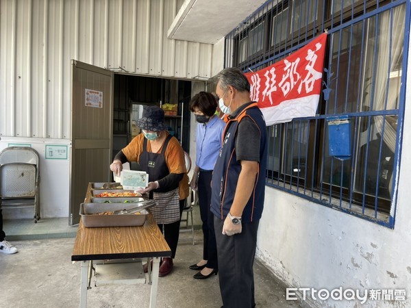 ▲台東縣內91個文健站聘用專責廚工為部落長者提供營養均衡的飲食。（圖／台東縣政府提供，下同）