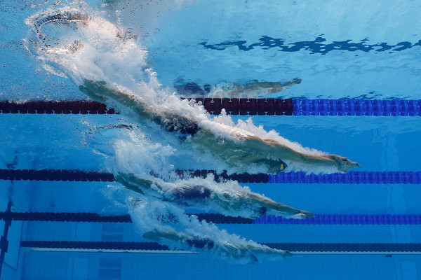 ▲▼游泳是一項「剝奪感官」的運動，在水下些微的動作差異都可能影響成績表現。（圖／路透）