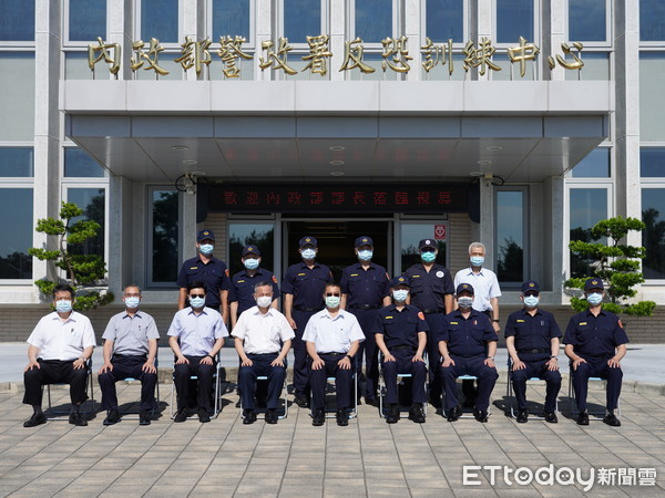 ▲內政部長徐國勇9日下午到桃園市警政署反恐訓練中心視察並提供改進政策。（圖／記者張君豪翻攝）