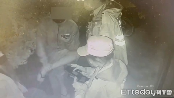 ▲南港舊庄所警方重回現場順利逮到涉案竊嫌。（圖／記者張君豪翻攝）