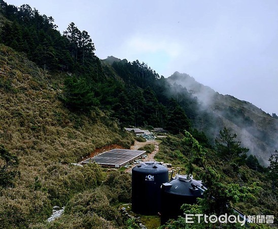 ▲位於嘉明湖山屋旁的嘉明湖營地，自8月10日起開放申請。（圖／台東林管處提供，下同）