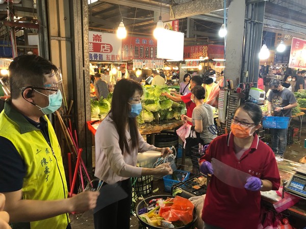 雲豹能源送能量、給力量！　為軍警消抗疫英雄打氣（圖／文化總會提供）