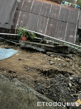 ▲盧碧颱風造成東埔民宅受損，南投縣長林明溱指示加強邊坡防護。（圖／信義鄉公所提供）