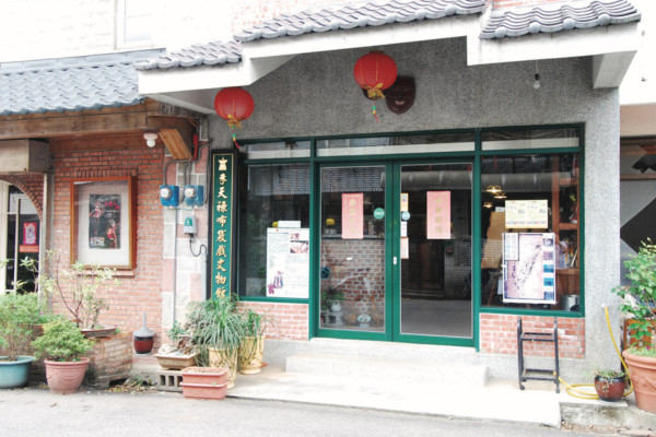 ▲八連溪生態步道,橫山梯田,李天祿布袋戲文物館,福德水車公園,源興居,櫻花木道,雙灣自行車道。（圖／北觀處提供）