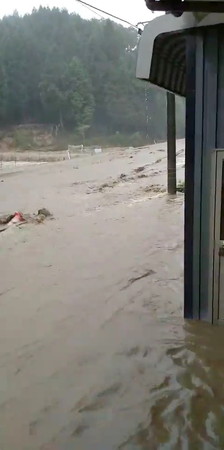 ▲▼日本廣島暴雨成災 。（圖／路透）