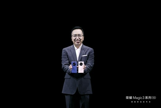 ▲▼榮耀CEO趙明：未來就是與蘋果競爭　要搶回高階手機市占。（圖／翻攝榮耀）