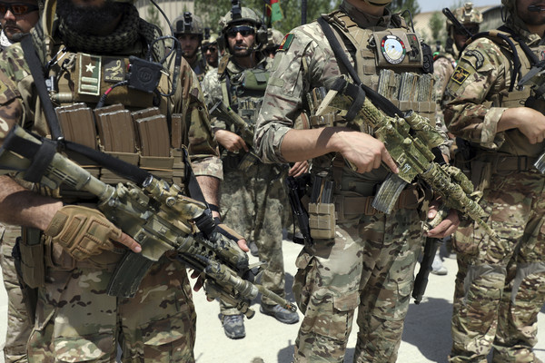 ▲▼  阿富汗特種部隊今年7月在首都喀布爾軍事訓練中心進行3個月訓練。（圖／達志影像／美聯社）