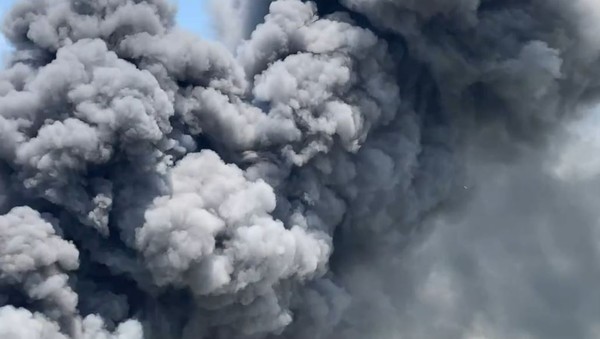 ▲台中工廠火警。（圖／翻攝記者爆料網）