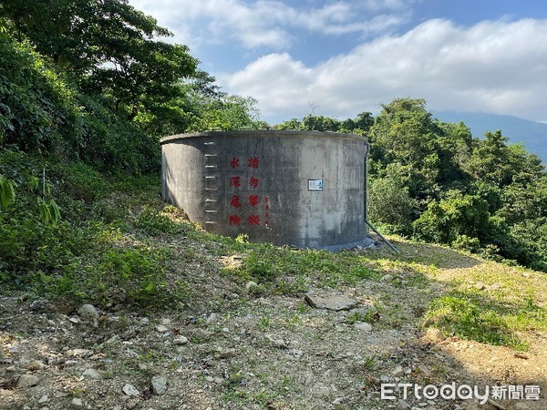 ▲▼極端氣候來臨，中央及地方都有管道協助農民建構蓄水設施，解決灌溉及乾旱問題。（圖／台東縣政府提供，下同）