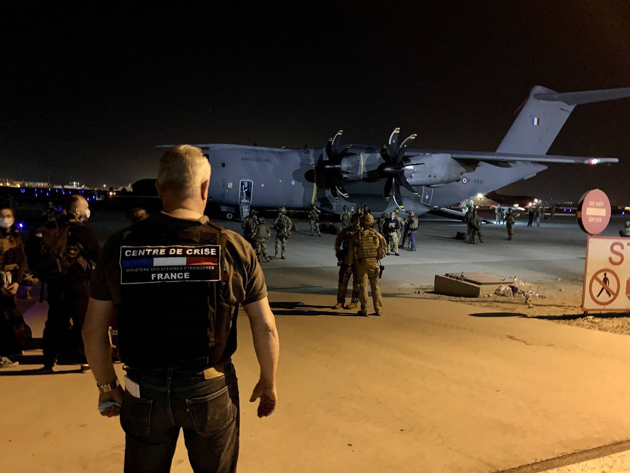 ▲▼ 法國空軍A400M運輸機15日將阿富汗法國公民自喀布爾機場載離。（圖／達志影像）