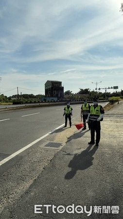 ▲台南市警歸仁分局在龍崎市道182線，結合監理站、環保局與交警大隊不定時實施監警環聯合稽查，對違規改裝車輛依法告發，危險駕駛則依公共危險罪嫌函辦。（圖／記者林悅翻攝，下同）