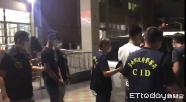 ▲台南市警二分局破獲江姓男子等8人涉嫌殺人未遂等罪嫌，依法移送台南地檢署偵辦。（圖／記者林悅翻攝，下同）