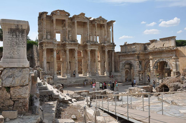 ▲▼KLOOK線上世界遺產之旅,世上保存最好最大的希臘羅馬古跡城「以弗所古城」。（圖／KLOOK提供）
